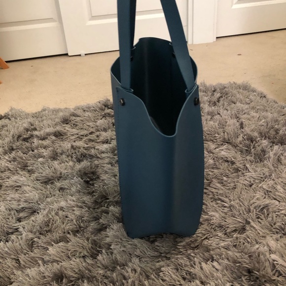 🌱🌱🌱BLUE Neiman Marcus Vegan Totes🌱🌱🌱 - Picture 4 of 8